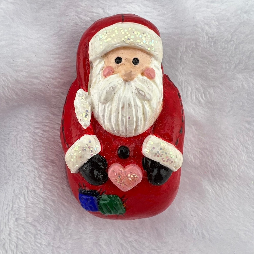 Vintage Santa Claus Brooch Glitter Red Coat Pink Heart Christmas Holiday Jewelry